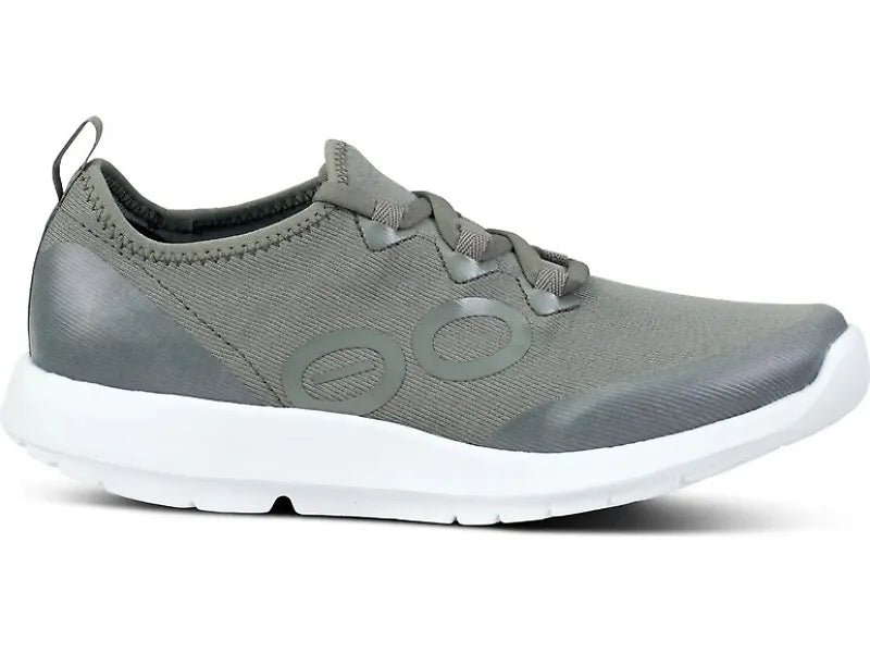 Women's OOFOS OOmg Sport LS, Olive, 6 B Medium