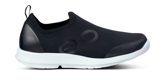 Women's OOFOS OOmg Sport LS, White/Black, 6.5 B Medium