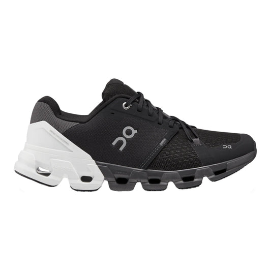 Women's On Cloudflyer 4, Black/White, 6.5 B Medium