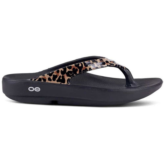Women's OOFOS OOlala Sandal, Leopard, 11 B Medium